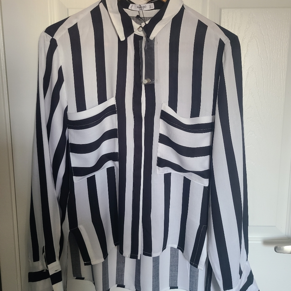 MANGO BASICS (NEW) Striped Button-down Blouse